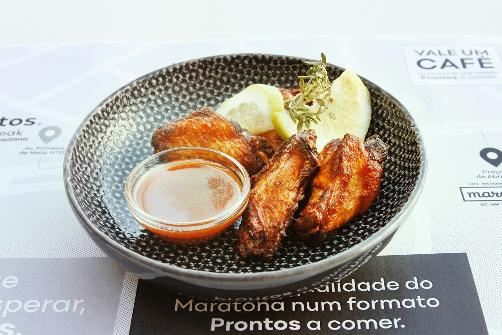 Chicken wings with a dipping sauce