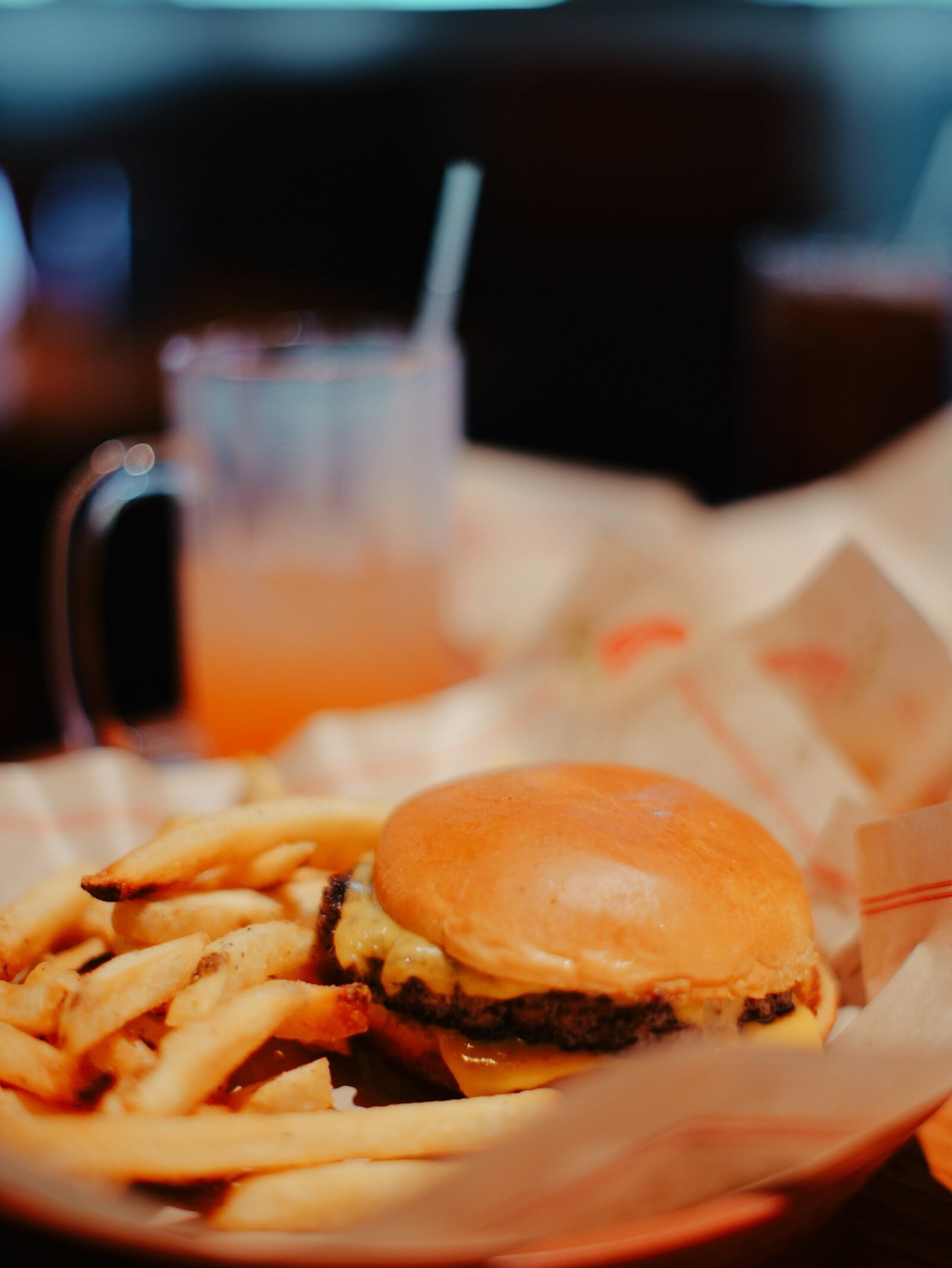 Cheeseburger with crinkle cut fries